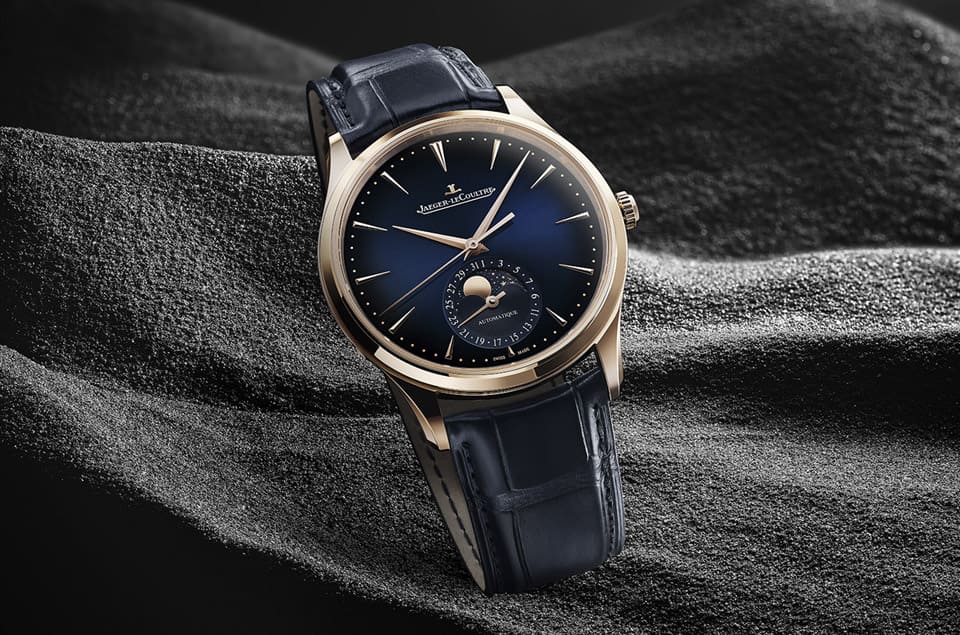 積家Master Ultra超薄大師月相表改玫瑰金材質(zhì)搭配漸層藍(lán)色面盤(pán)詮釋雅致型格-復(fù)刻表